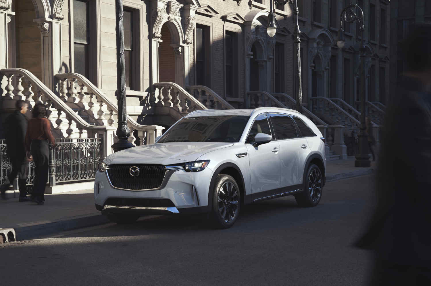 2024 Mazda CX-90 pricing for this SUV starts at $39,595