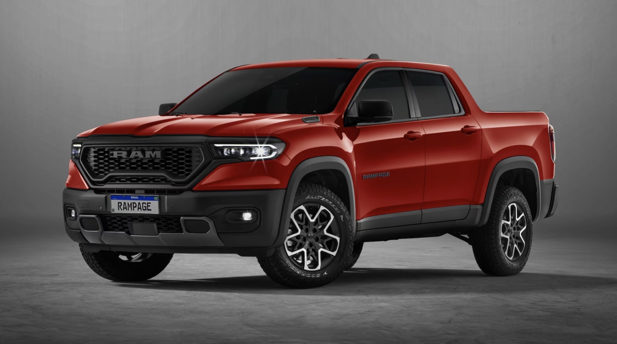 The 2024 Ram Dakota Is Coming in Hot With Gas and Electricity