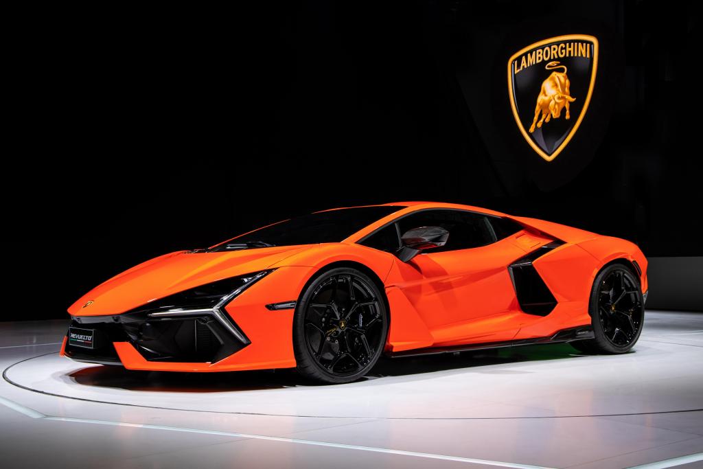 2024 Lamborghini Revuelto in orange