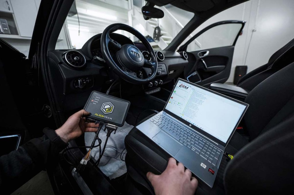 A-Traktor conversion software for no license driving