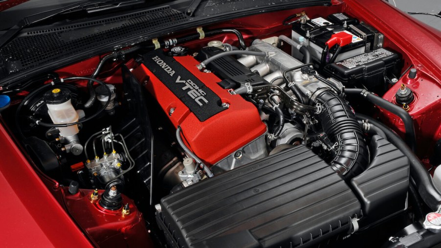 Honda S2000 F20C engine