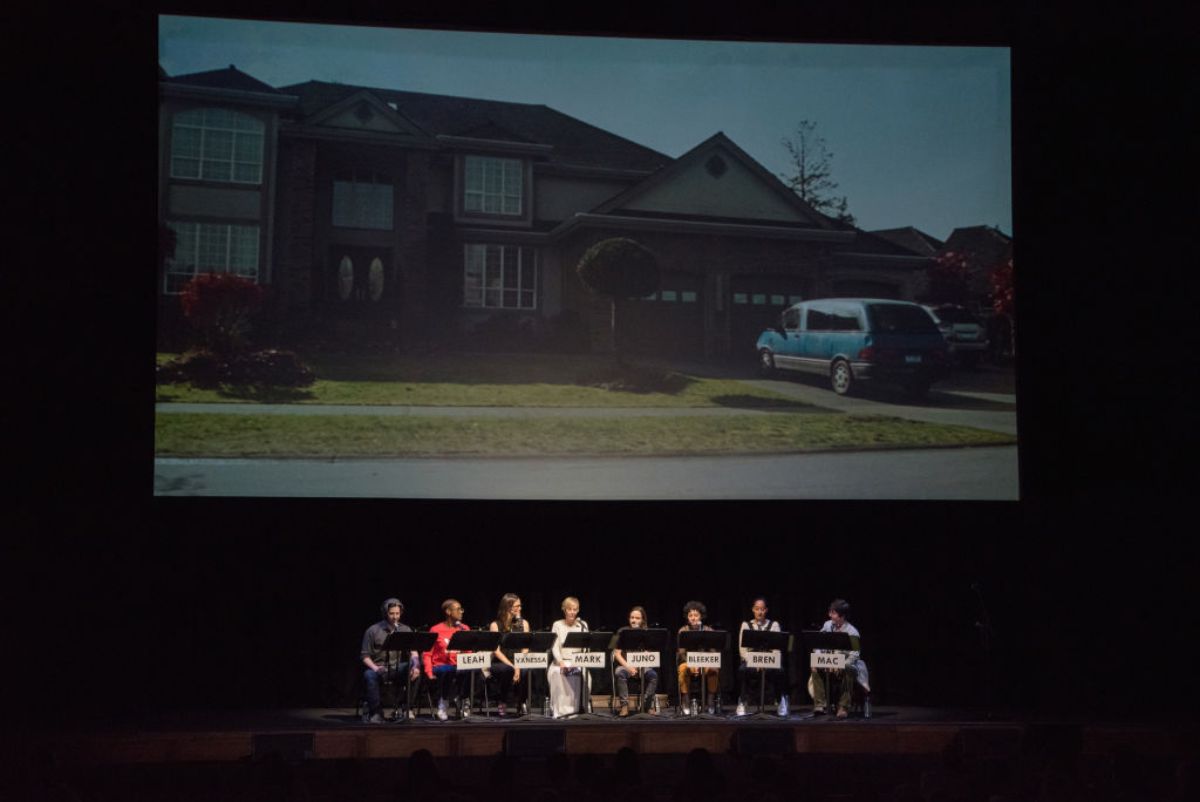 Actors from the movie Juno doing a live read with a Toyota Previa seen on screen.