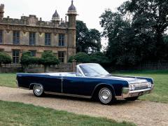 5 Iconic Classic American Luxury Cars