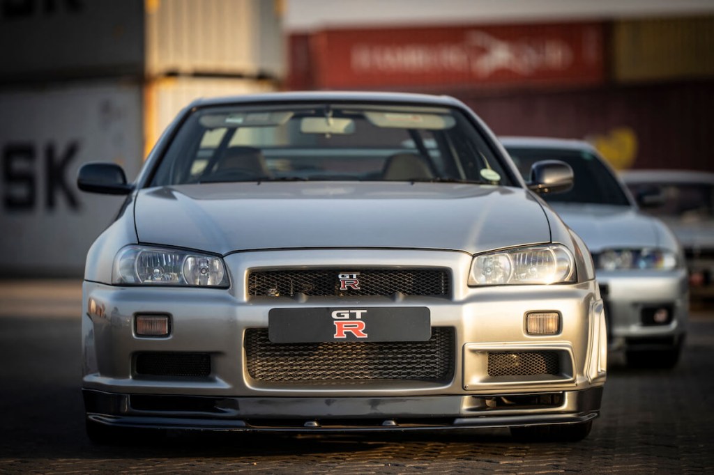 Nissan R34 GT-R Silver