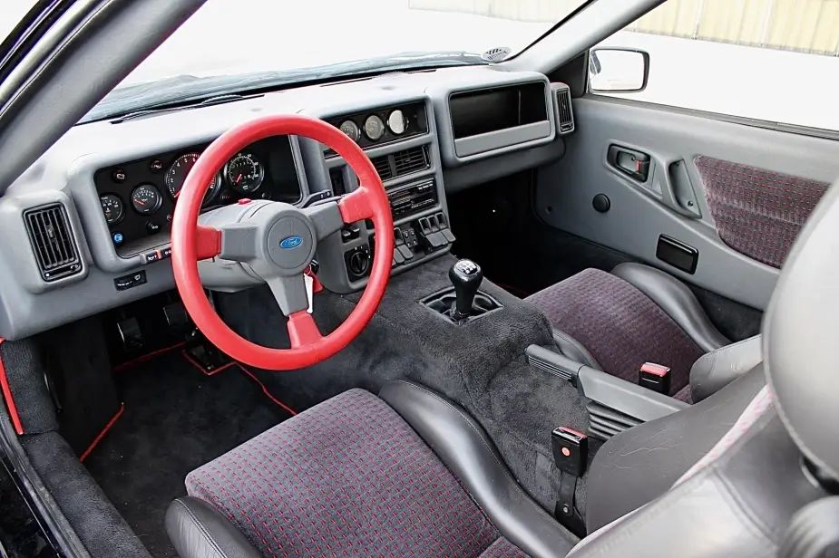 Ford RS200 interior