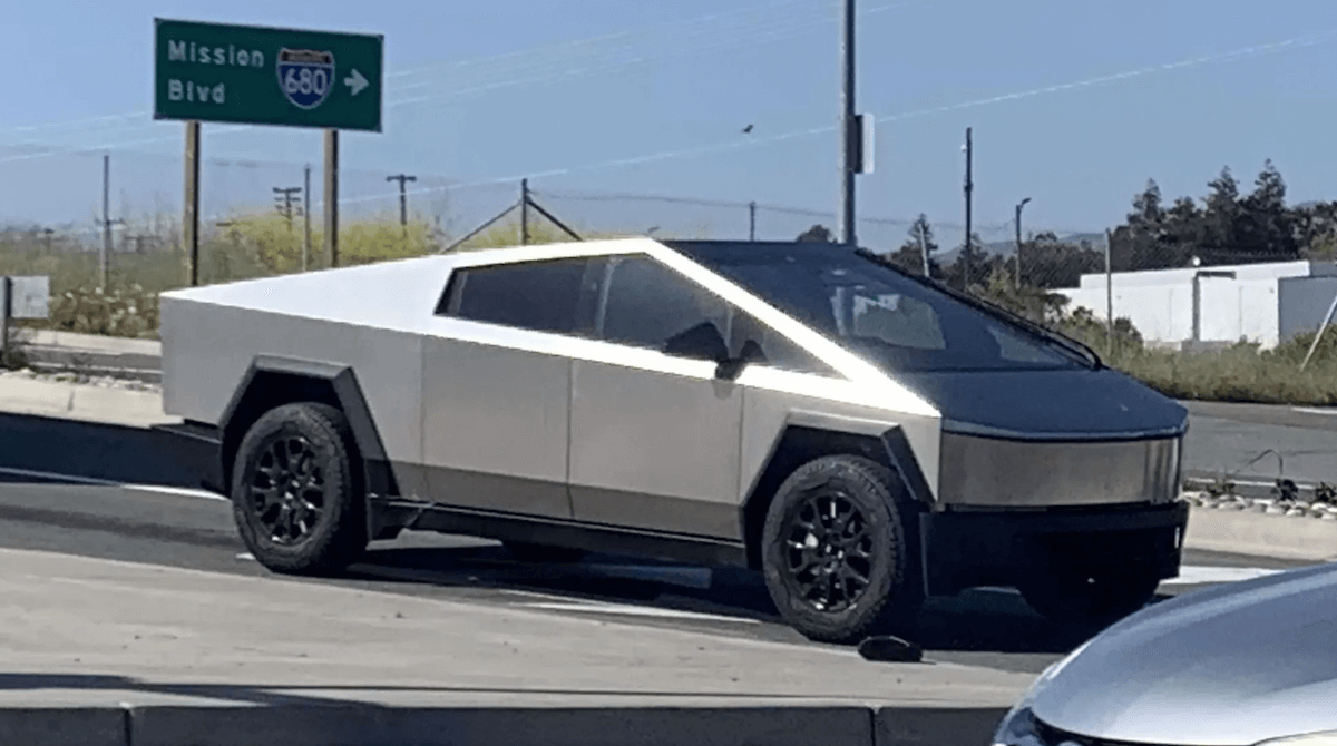 Tesla Cybertruck spotted out in the world