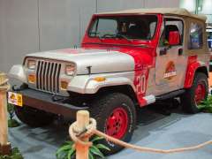 A Jurassic Park Jeep Tribute Was Surprisingly Cheap at Auction