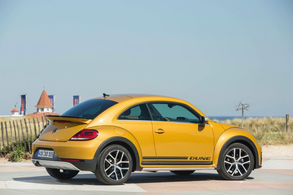 Volkswagen Beetle Dune rear view