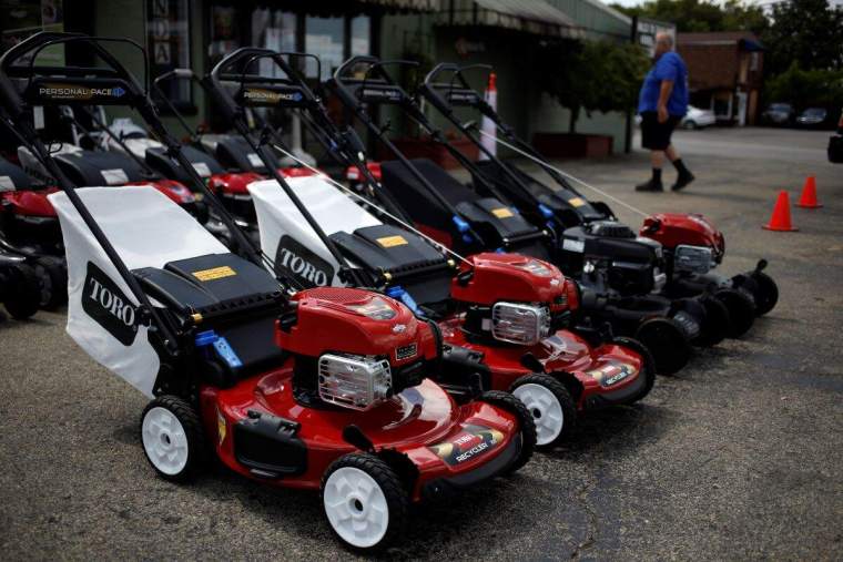 Electric vs. Gas Lawn Mowers Which Is Best for You?