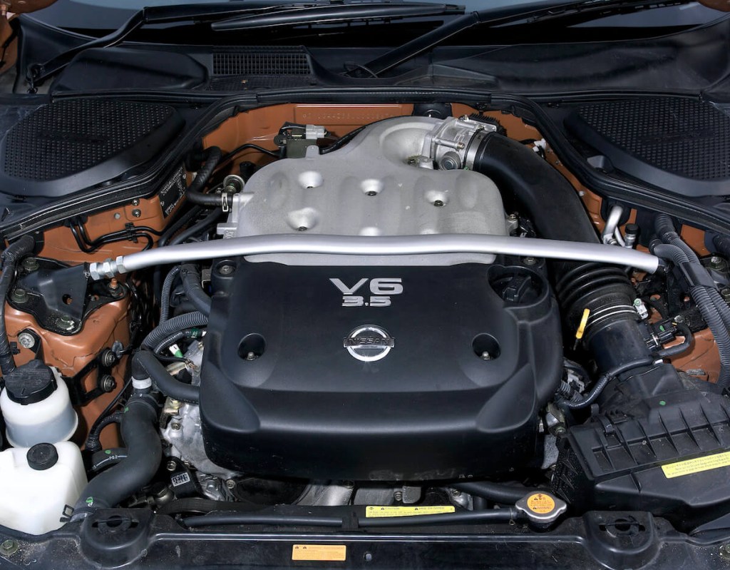 A view of the engine in the Nissan 350Z
