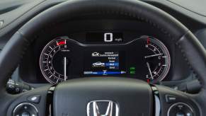 VSA-equipped Honda models have an indicator on the instrumentation panel