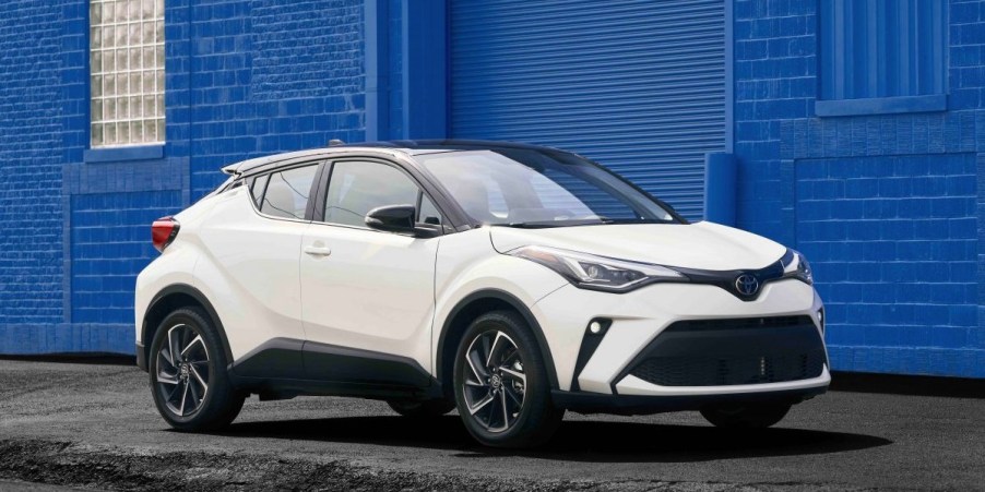 A white 2022 Toyota C-HR is parked.
