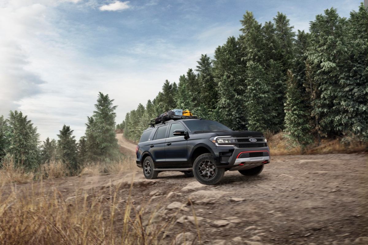 A 2023 Ford Expedition Timberline driving off-road.
