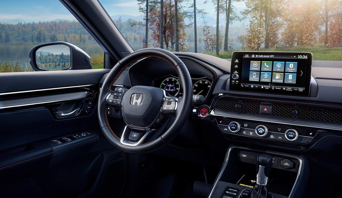 2023 Honda CR-V dashboard controls.