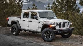 The 2023 Jeep Gladiator Rubicon parked on the side of the road