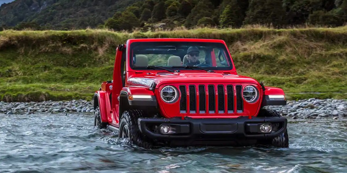 What's the Difference Between the Jeep Wrangler and the Jeep Wrangler