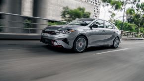 Which is the better affordable car: the 2023 Kia Forte or 2023 Nissan Sentra?