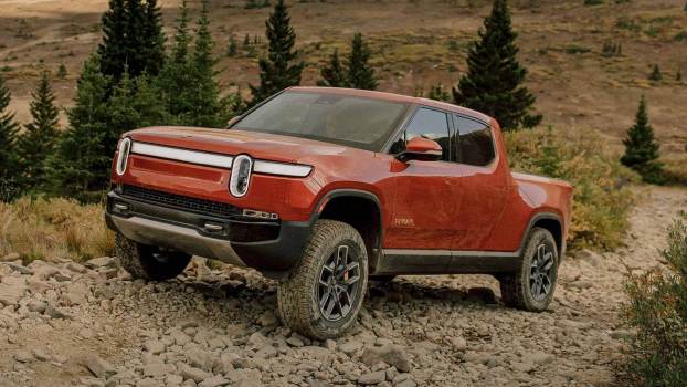 The 2023 Rivian R1T Is Seriously 1 of the Best Off-Roading Trucks