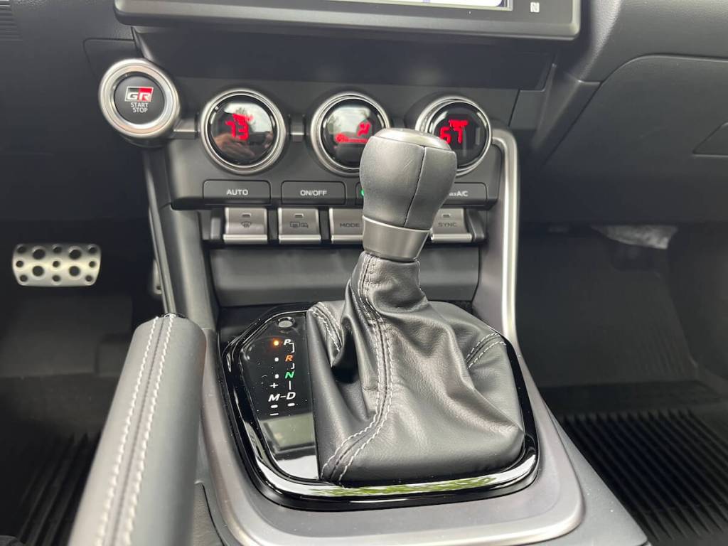 There Is a Correct Way to Drive Manual Mode in an Automatic Car