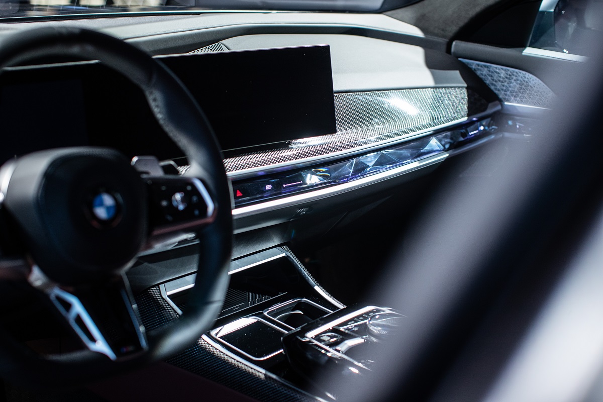The interior of a 2023 BMW 7 Series sedan
