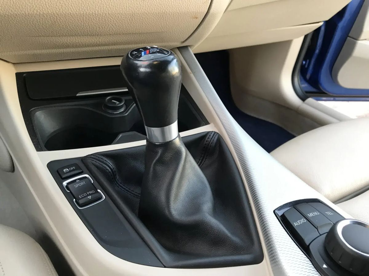 BMW Manual transmission shifter | BMW