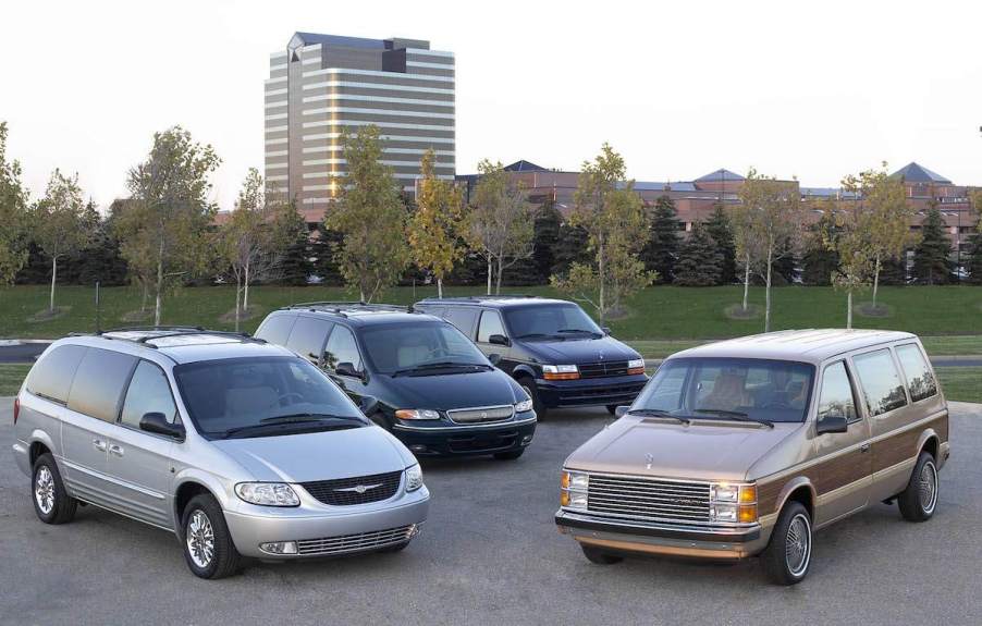 Chrysler minivans, Ford minivans, Lee Iacocca