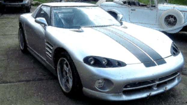 Confused Car: Is This a Corvette or a Viper?