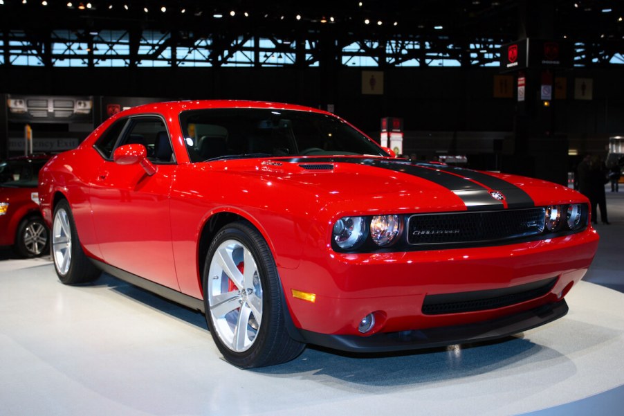 Dodge Challenger SRT8 392 Red
