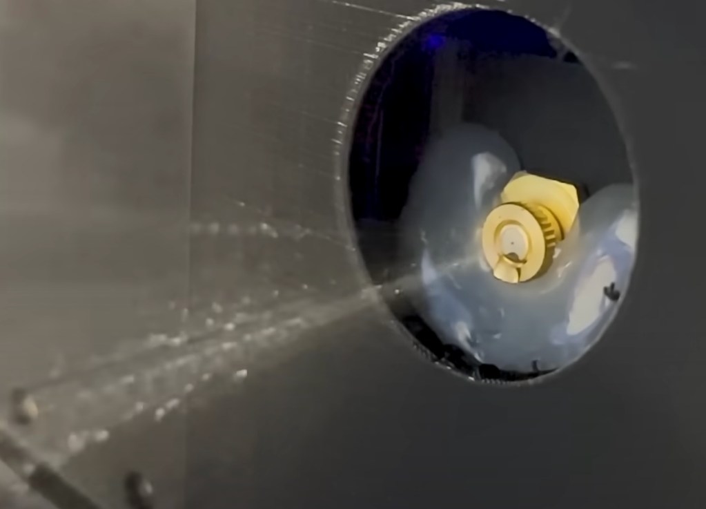 Watch Glitter Bombs and Fart Spray Knock out Car Thieves — Viral Video!