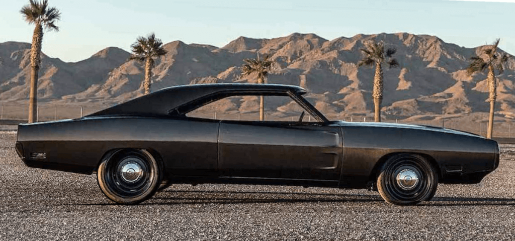 Side view of Finale Speed 1970 Dodge Charger