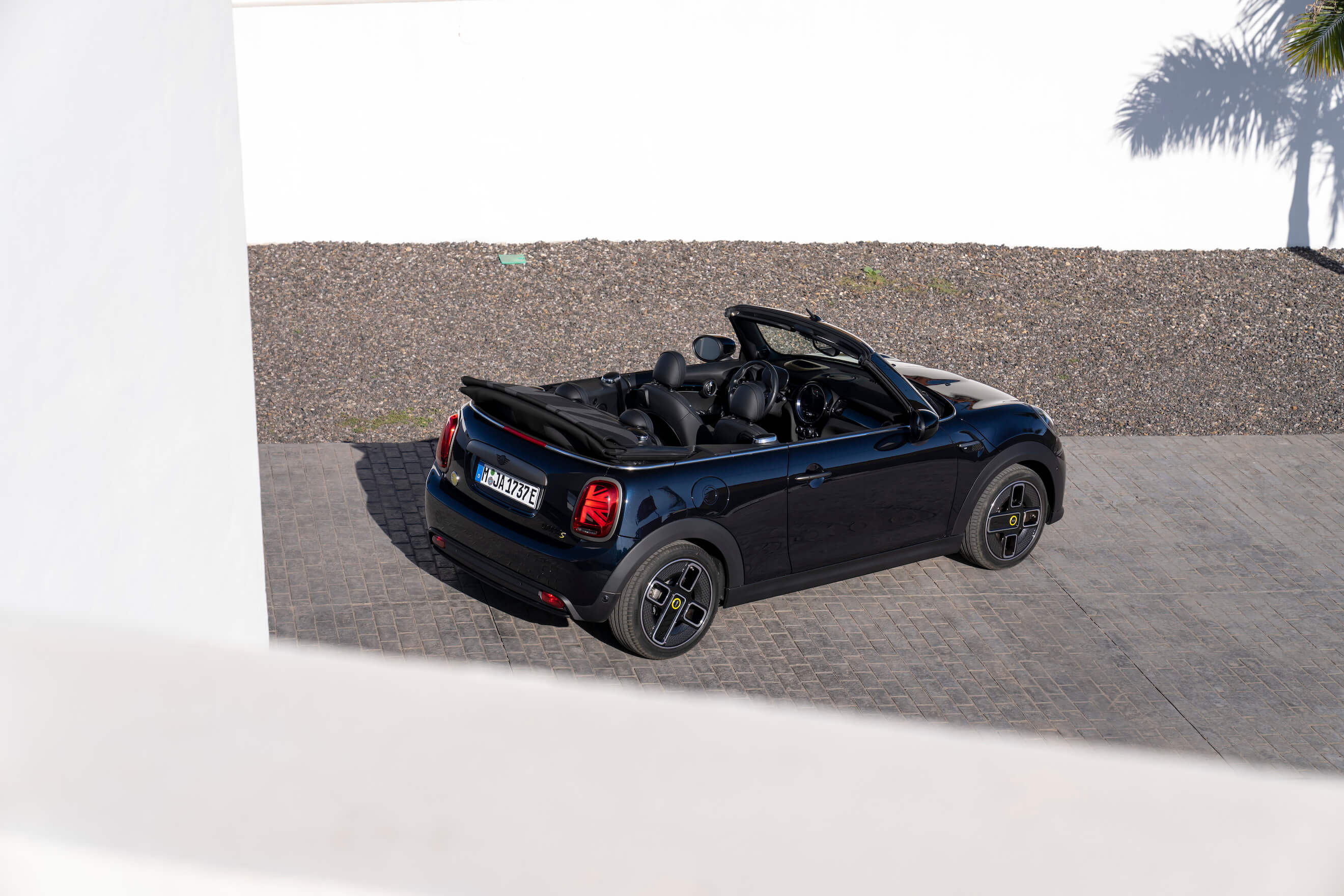 The convertible Mini Cooper Electric from a top-down view.