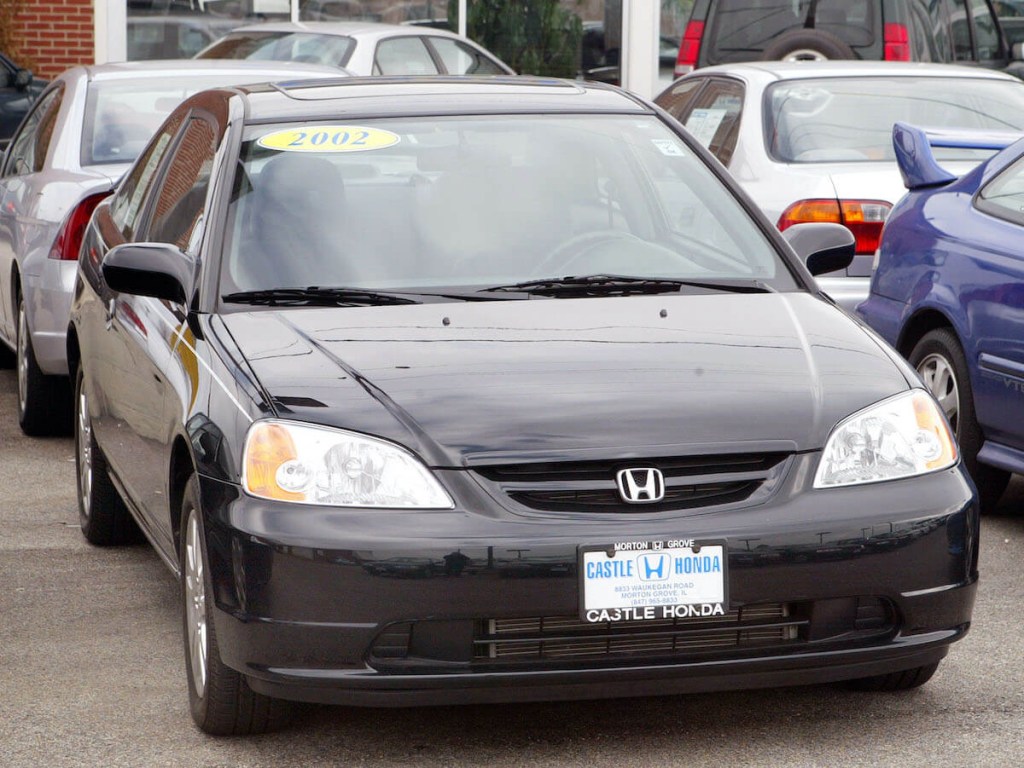 An old black Honda Civic