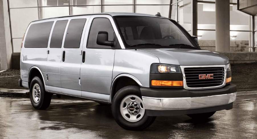 2023 GMC Savana passenger van trims