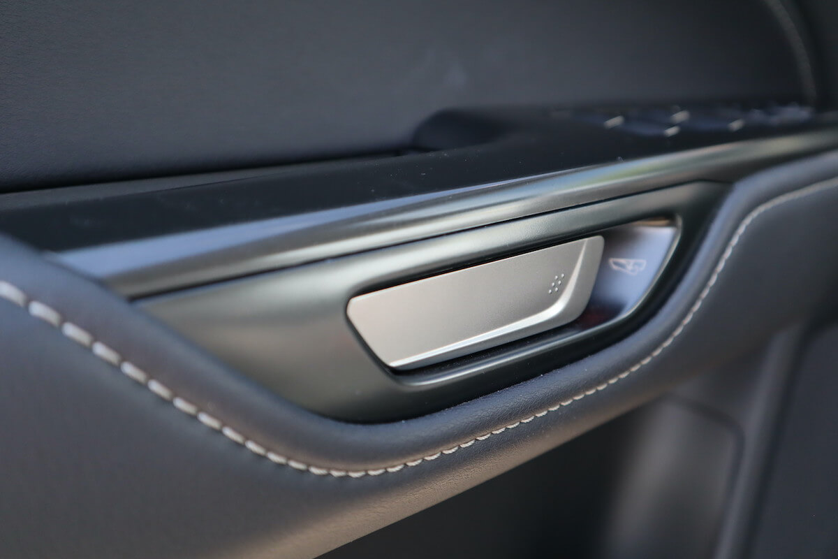 The door handle in the 2023 Lexus NX 350h