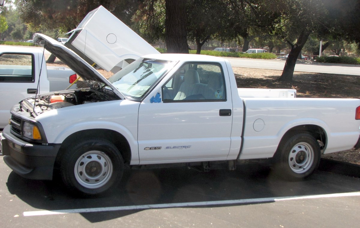 Chevy S10 Electric, an early EV pickup