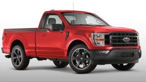 Ford F-150 Black Edition FP700 painted in red