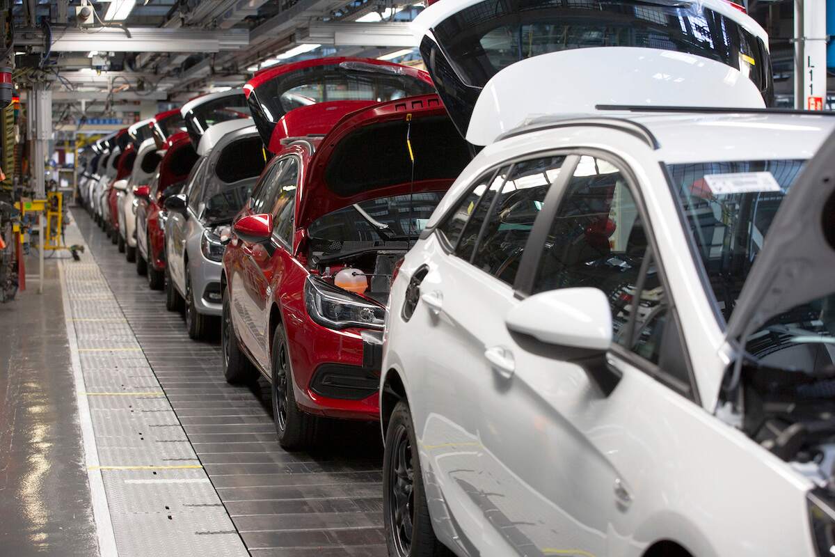 Car factory: What happens to your car if the automaker goes out of business