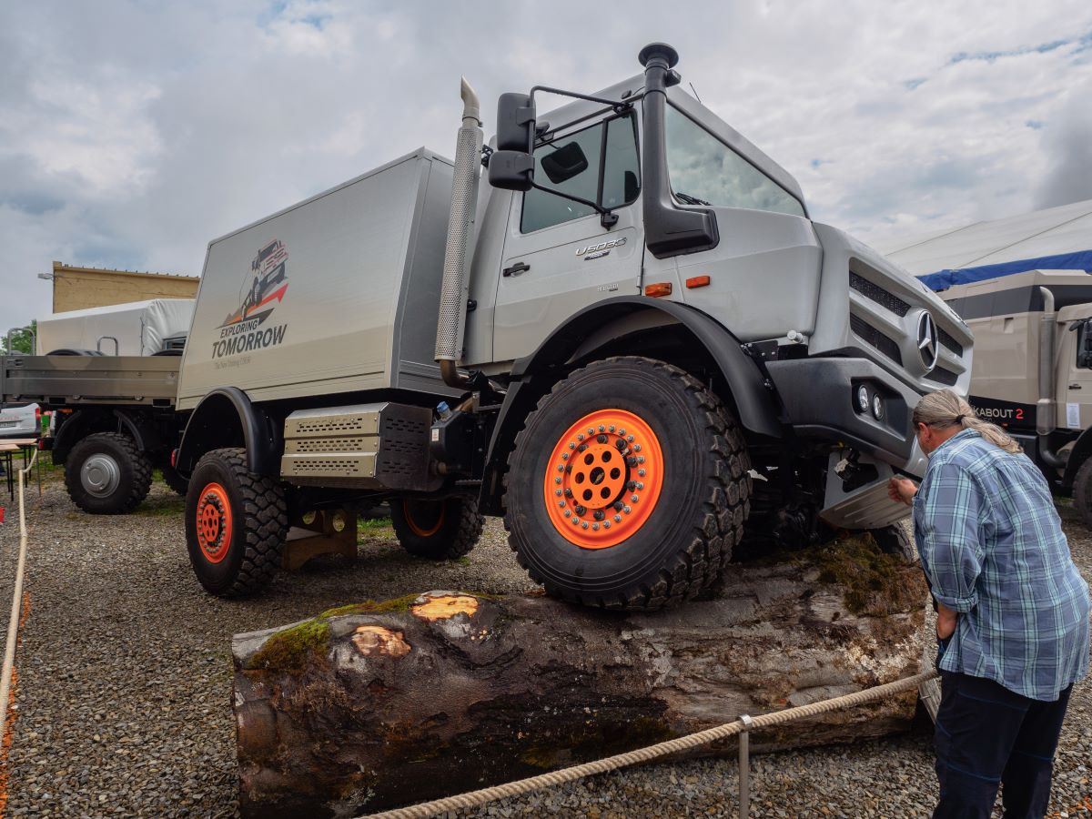 A customized Mercedes-Benz Unimog U5030 at an off-road fair in Bad Kissingen, Germany