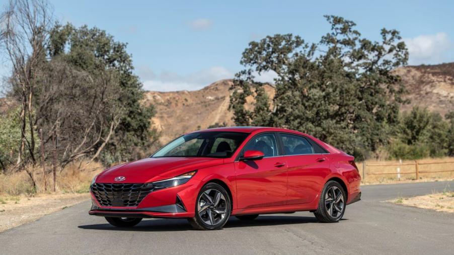 How Much Does a Fully Loaded 2023 Hyundai Elantra Cost?