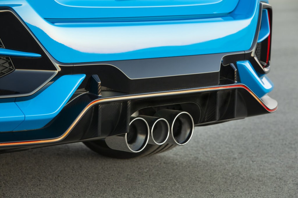 The triple tip exhaust on the Honda Civic Type R