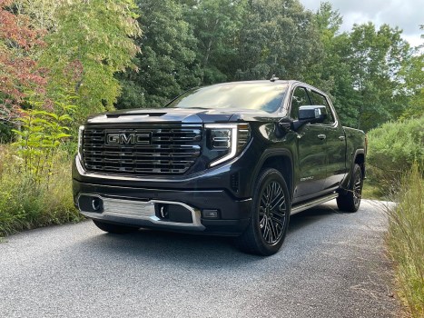 What Comes With the 2023 GMC Sierra 1500 Denali Ultimate?