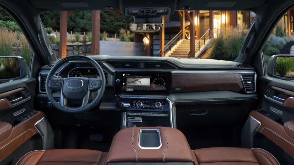 The 2023 GMC Sierra 1500 Denali Ultimate interior and dash