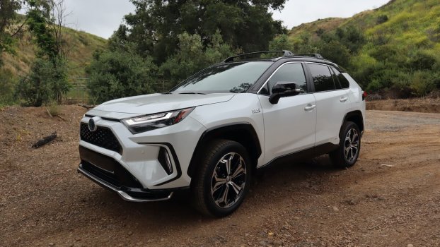4 Ways the 2023 Toyota RAV4 Prime Is Better Than the Lexus RZ for Your Daily Drive