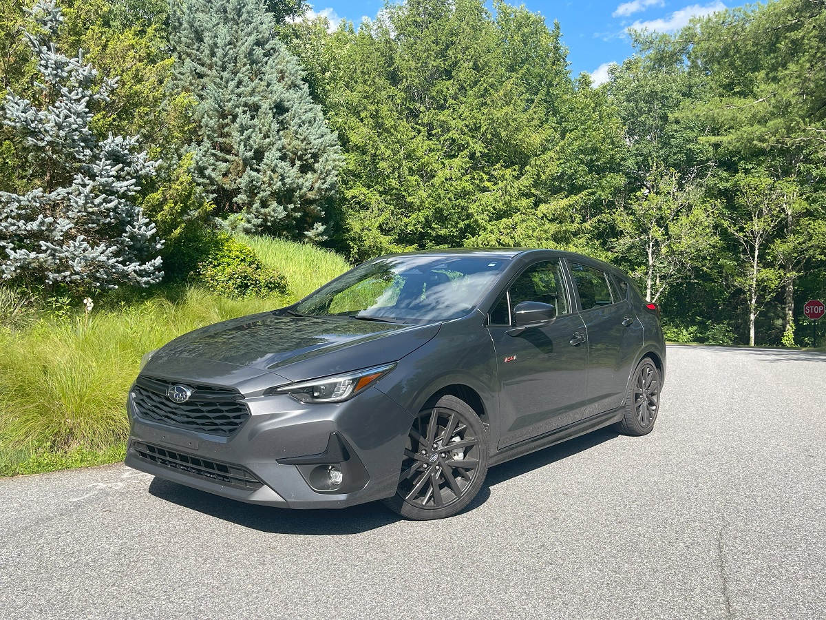 3 Pros and 2 Cons With the 2024 Subaru Impreza as a Daily Driver