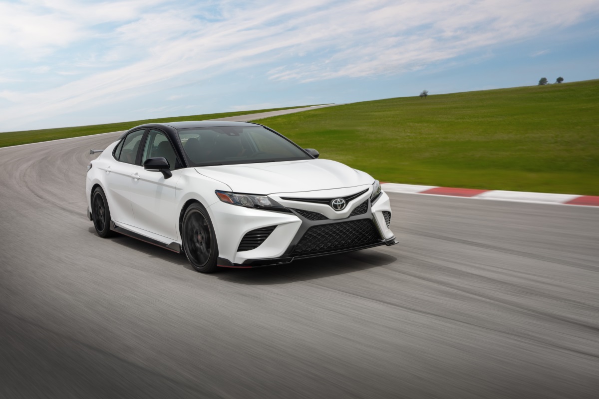 The 2024 Toyota Camry is one of the last midsize sedans with a V6. Even better, Toyota does well to highlight its performance.