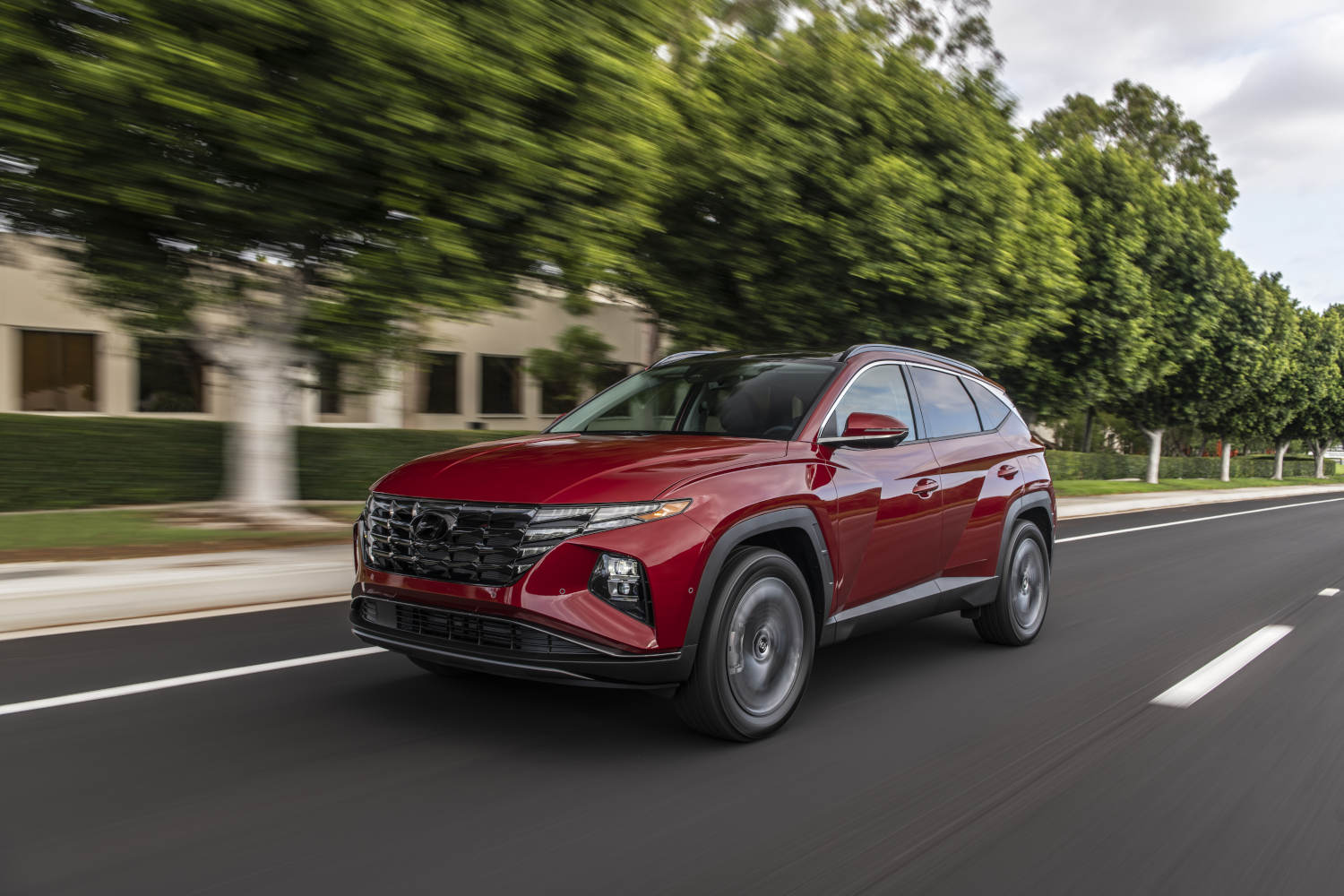 The best small family SUV is this 2023 Hyundai Tucson