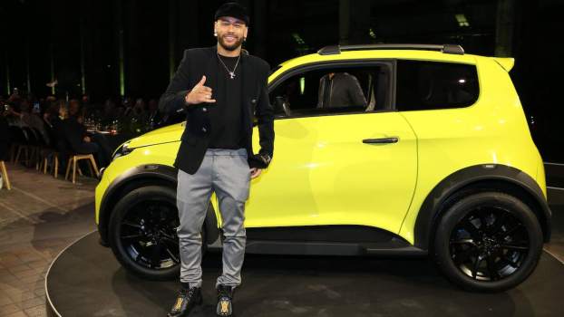 Neymar’s Net Worth and Car Collection Are Equally Mind-Blowing