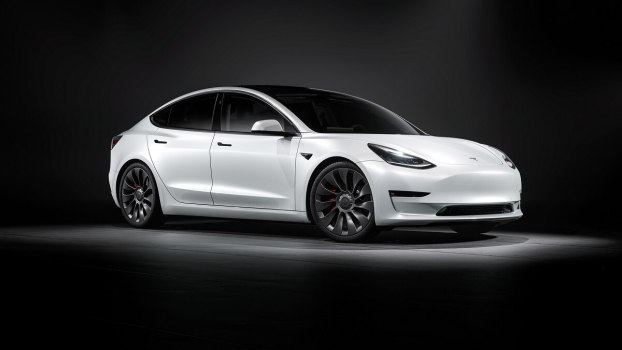 3 Reasons the 2023 Tesla Model 3 Isn’t Worth the Money