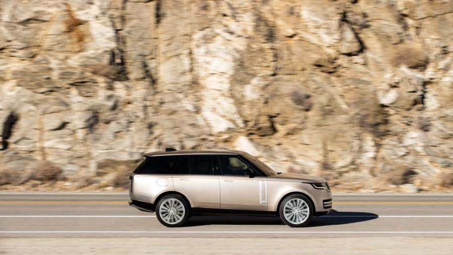 The best large luxury SUV is not this Land Rover