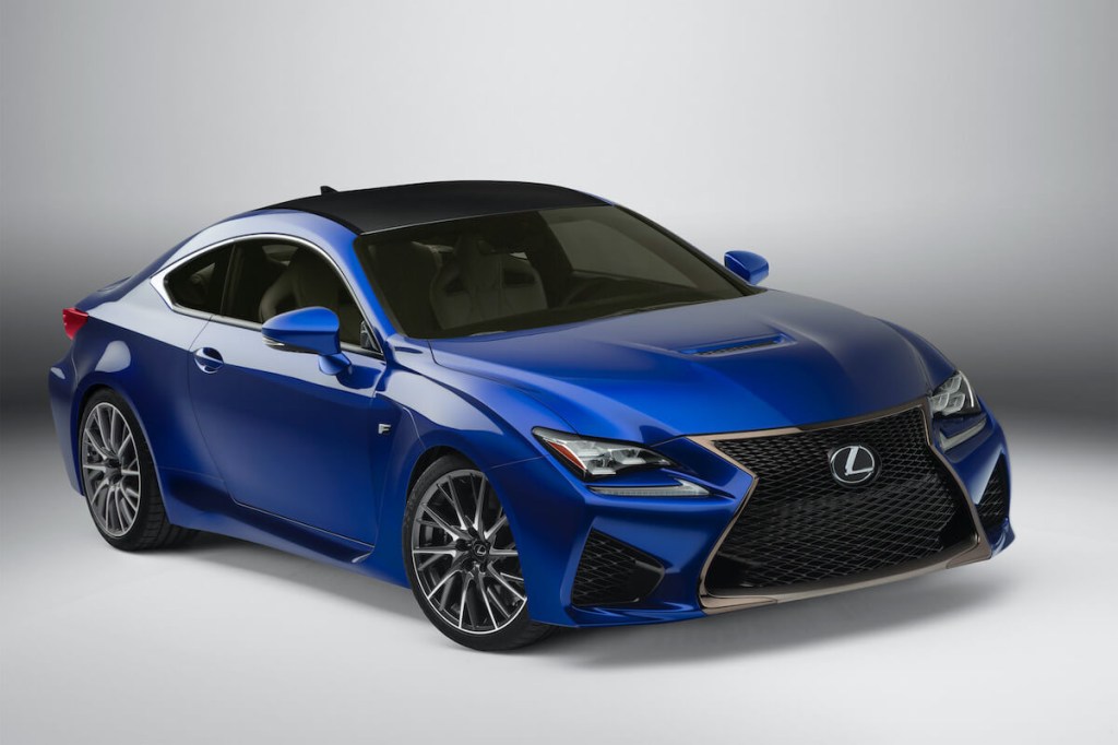 2015 Lexus RC F front angle view